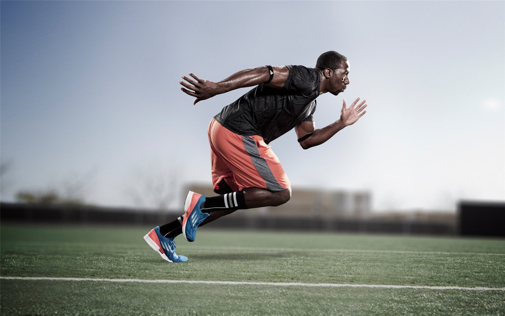 《王者荣耀》“荣耀新纪元”冠军争夺战,万人瞩目!